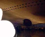 シャルルドゴール空港広間