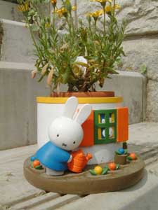 ミッフィー植木鉢カバー