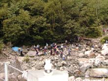 �{�J������