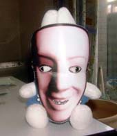 お面をつけた花柄ミッフィー